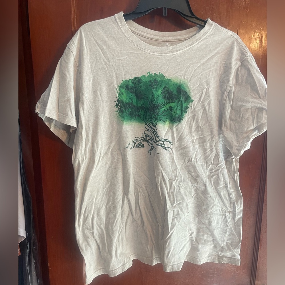 EMS graphic T-shirt